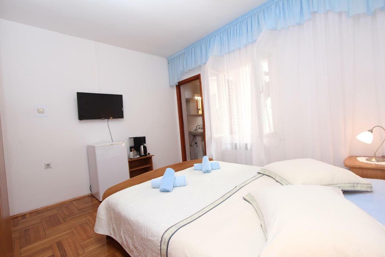 روفينج Guest House Rexa المظهر الخارجي الصورة
