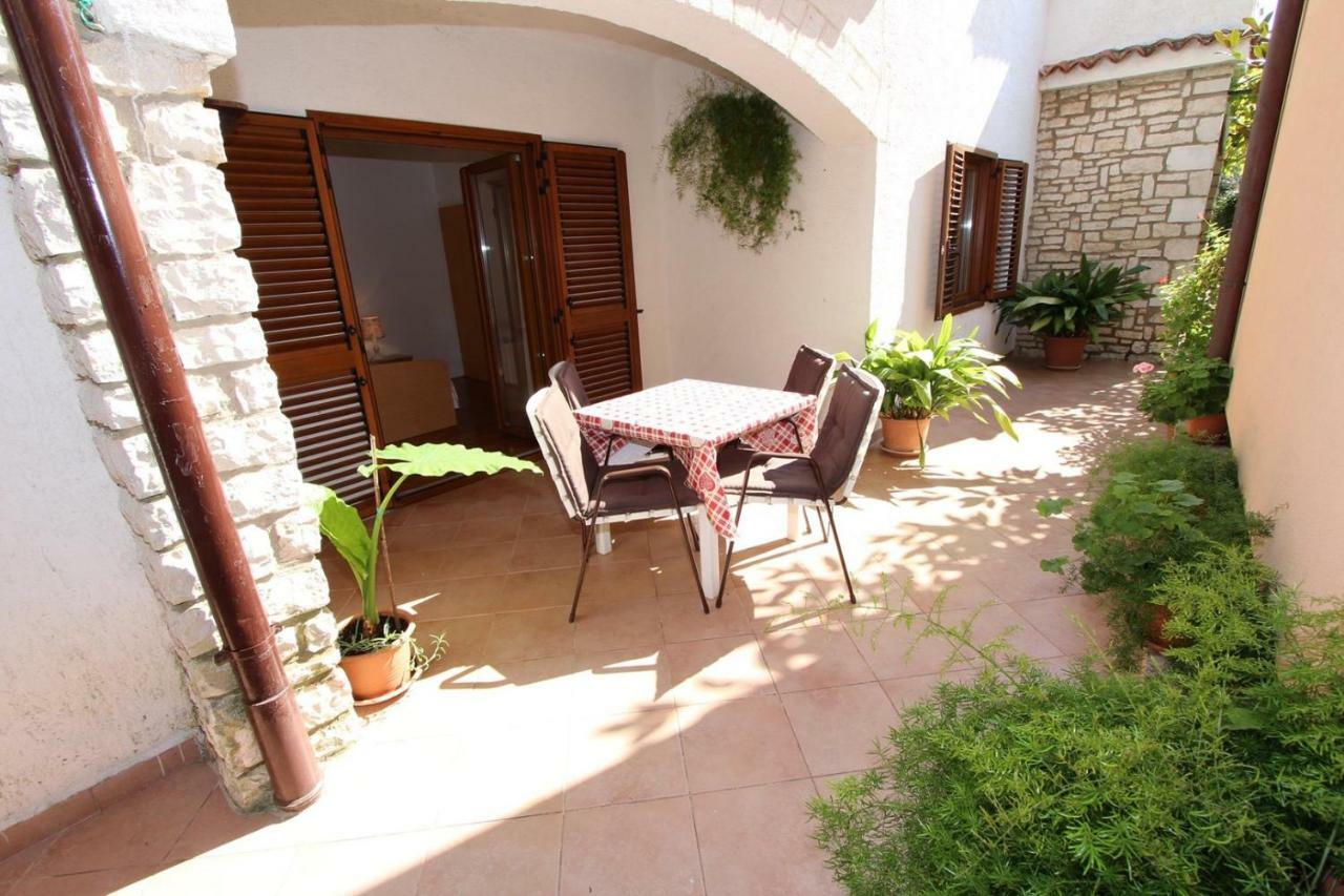 روفينج Guest House Rexa المظهر الخارجي الصورة