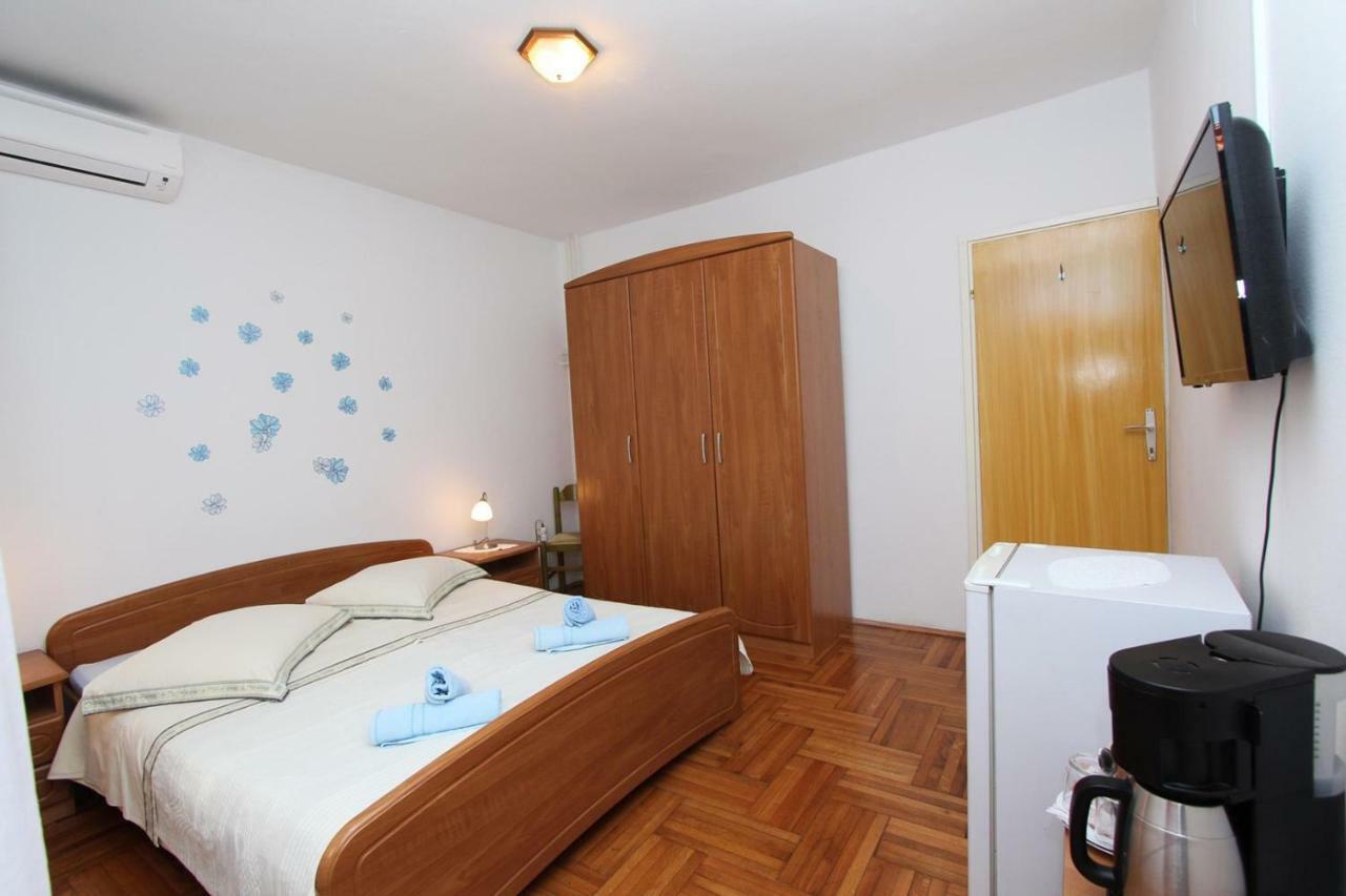 روفينج Guest House Rexa المظهر الخارجي الصورة